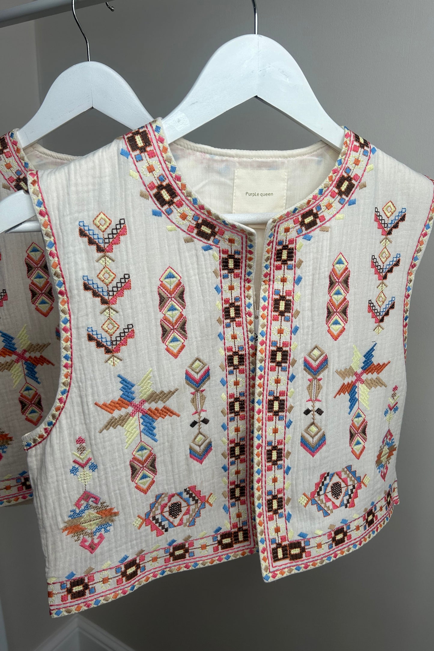 CREAM PATTERNED WAISTCOAT