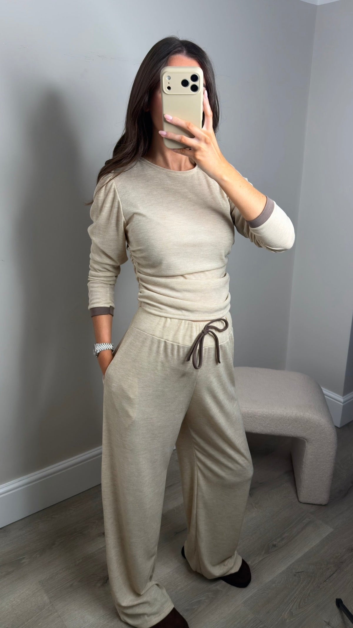 BEIGE LOUNGE SET - BROWN RIM