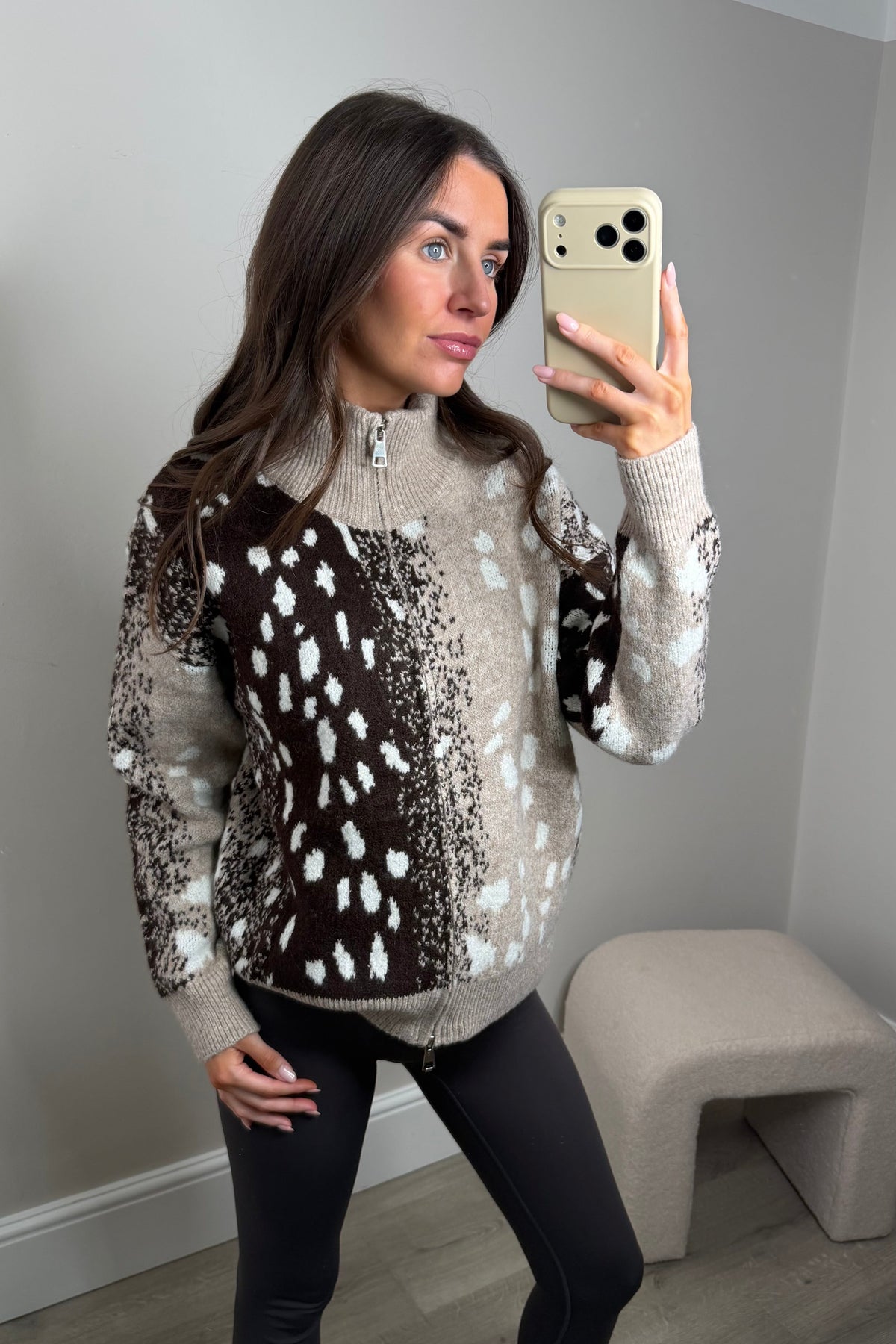DEER PRINT ZIP UP CARDIGAN