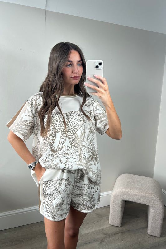 ‘CINDY’ T-SHIRT & SHORTS CO-ORD
