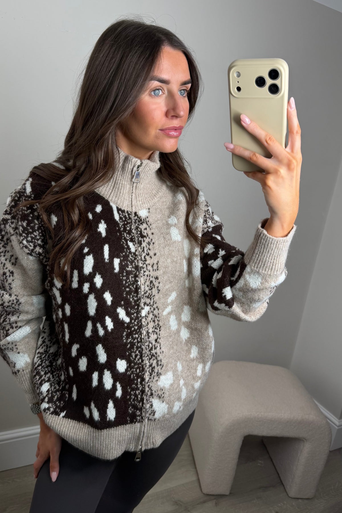 DEER PRINT ZIP UP CARDIGAN