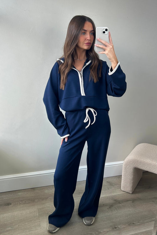 HALF ZIP TRACKSUIT - NAVY & CREAM